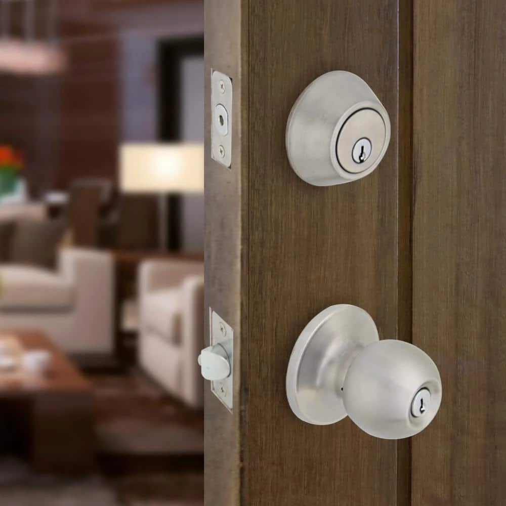 Defiant Simple Series Ball Stainless Steel Keyed Entry Door Knob with Single Cylinder Deadbolt Combo Pack 4 Defiant Simple Series Ball Stainless Steel Keyed Entry Door Knob with Single Cylinder Deadbolt Combo Pack - Image 2