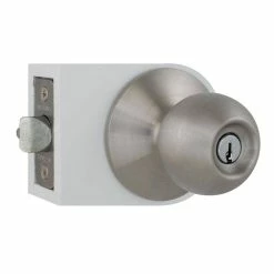 Defiant Saturn Stainless Steel Keyed Entry Door Knob -Barton Kramer Shop defiant entry door knobs t3600b 4f 1000